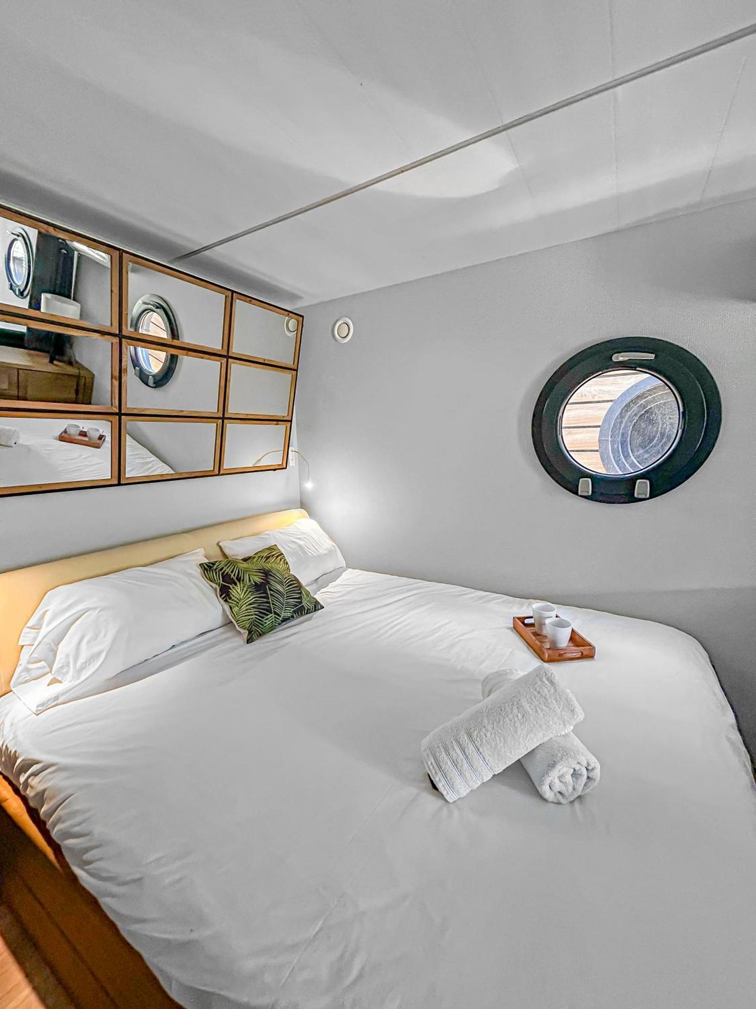Sejour Unique Sur Un Bateau "Marius" Otel Vauvert Dış mekan fotoğraf