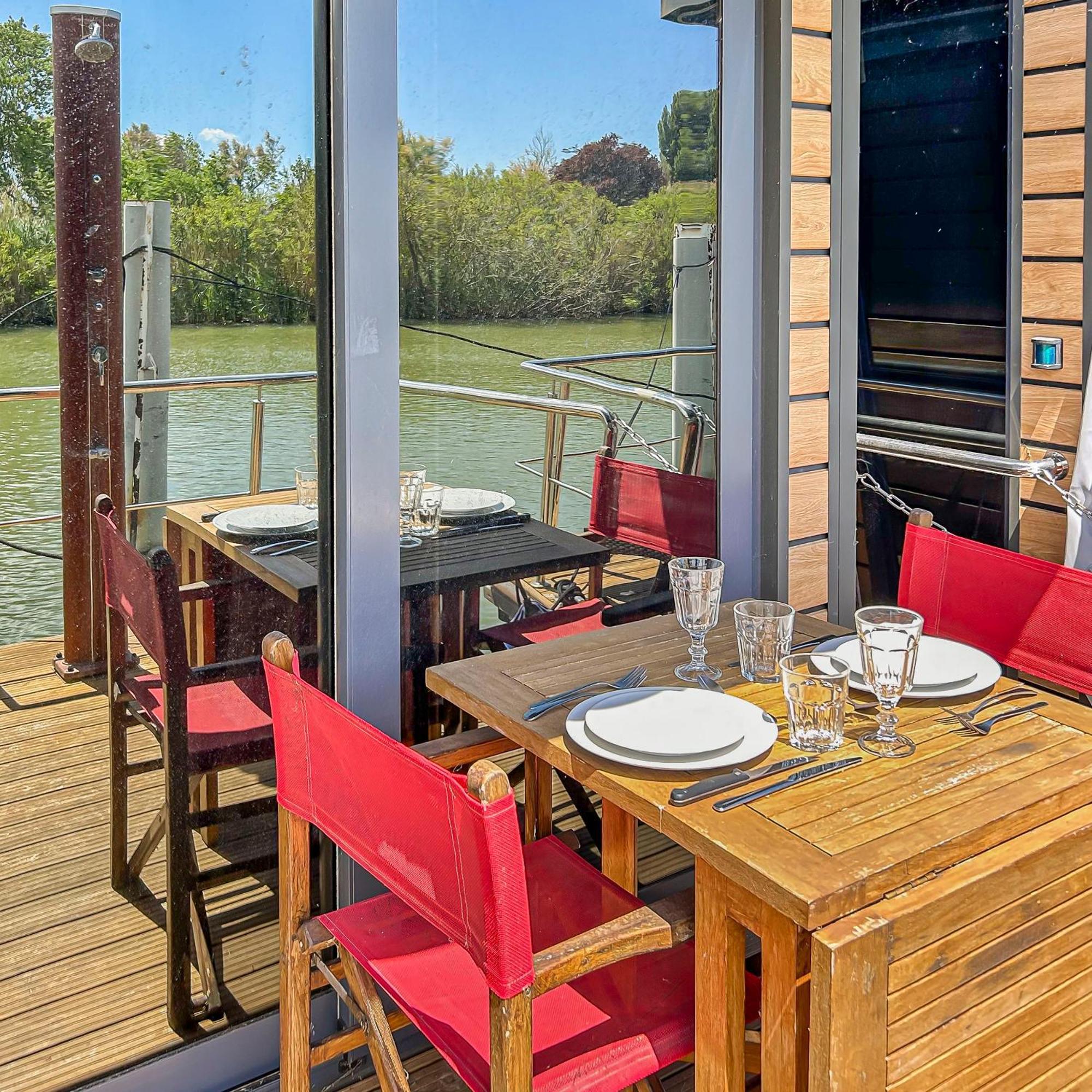 Sejour Unique Sur Un Bateau "Marius" Otel Vauvert Dış mekan fotoğraf